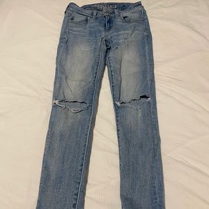 American eagle distressed faded jeans